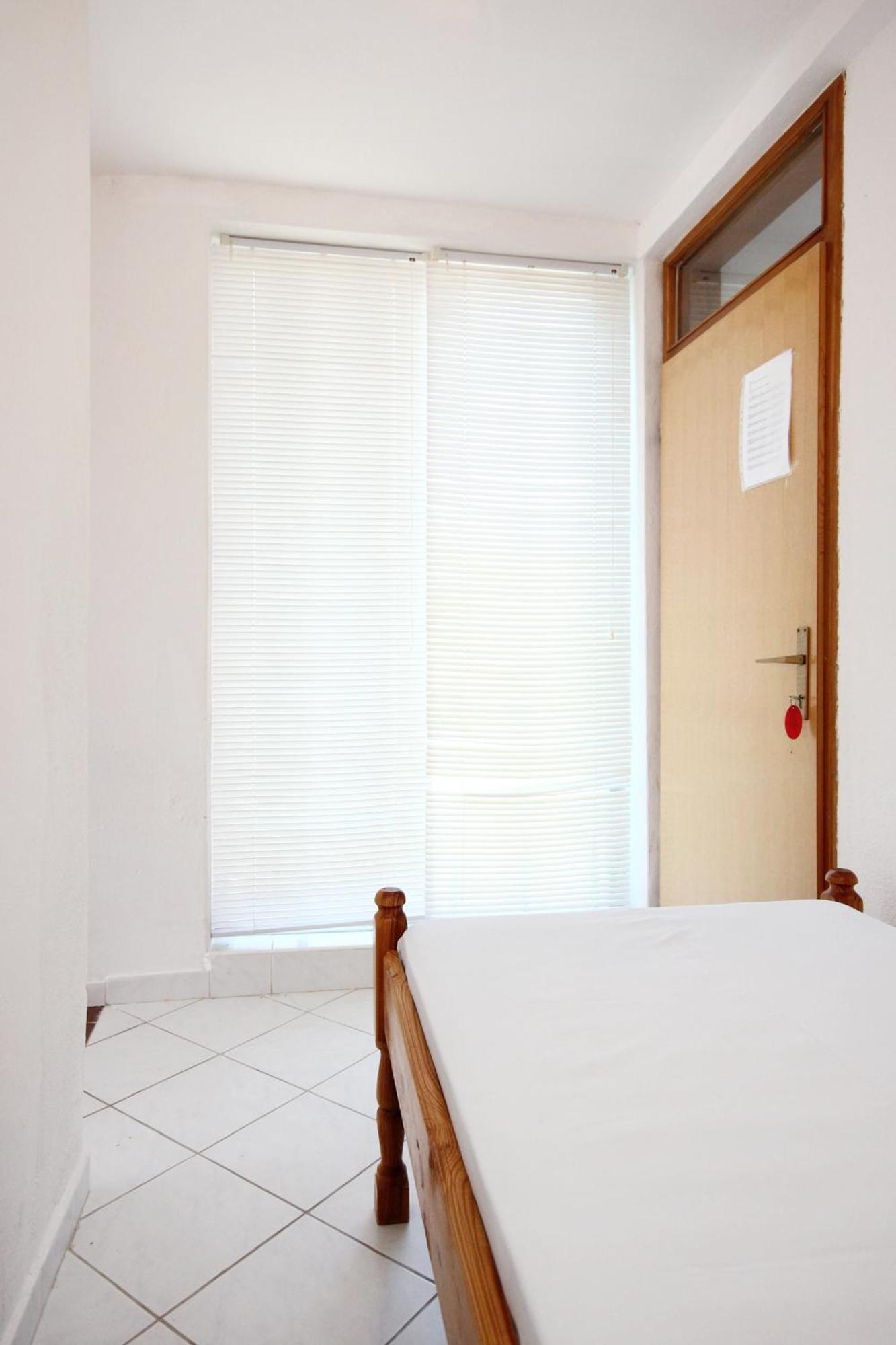 Apartments And Rooms With Parking Space Orebic, Peljesac - 10192 Room photo